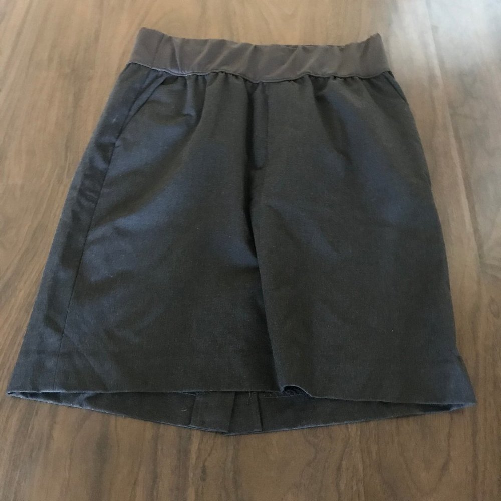 Gap Maternity Women's Size 2 Skirt With Pockets